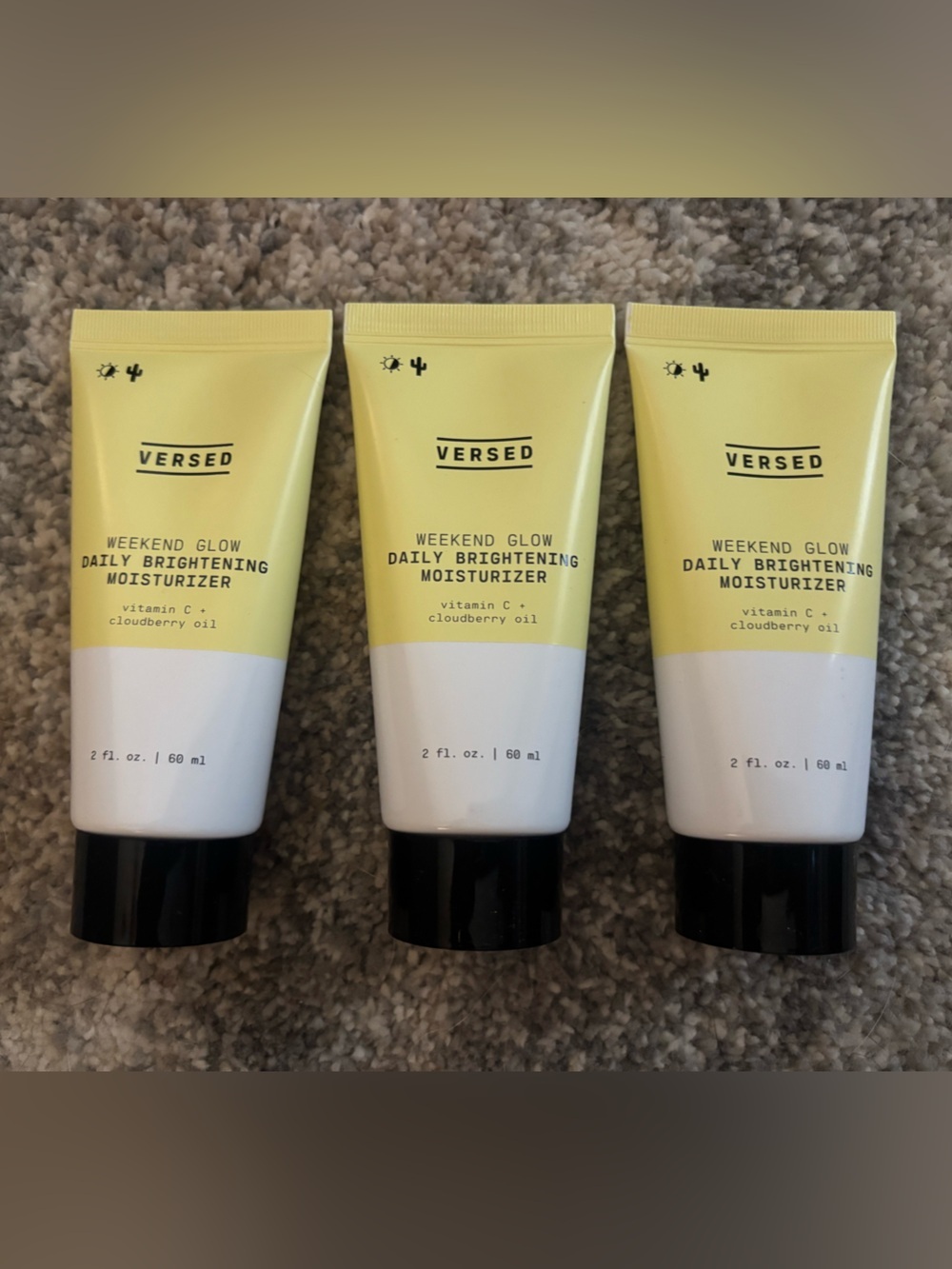 Weekend Glow Daily Brightening Moisturizer — (710)